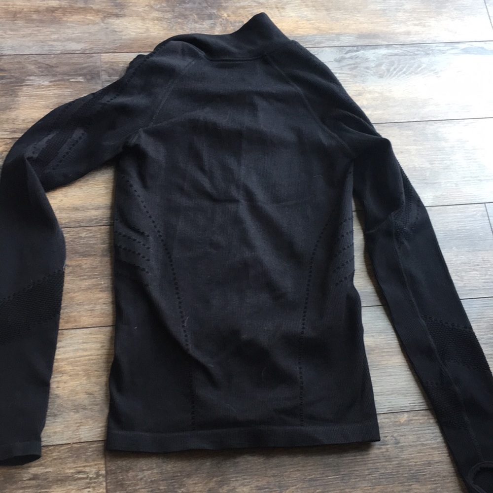 Fabletics Zip Up - image 5